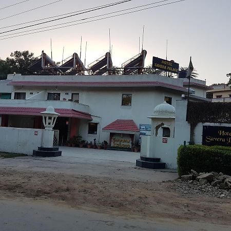 Hotel Savera Palace Mount Abu Buitenkant foto