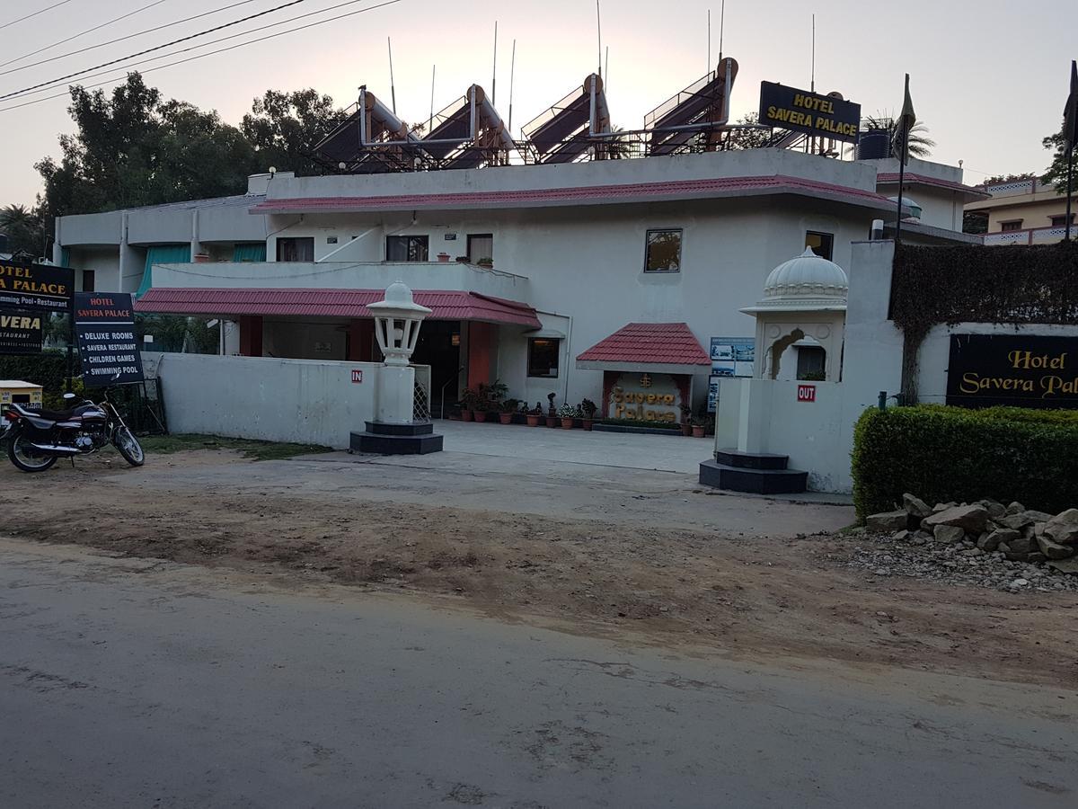 Hotel Savera Palace Mount Abu Buitenkant foto